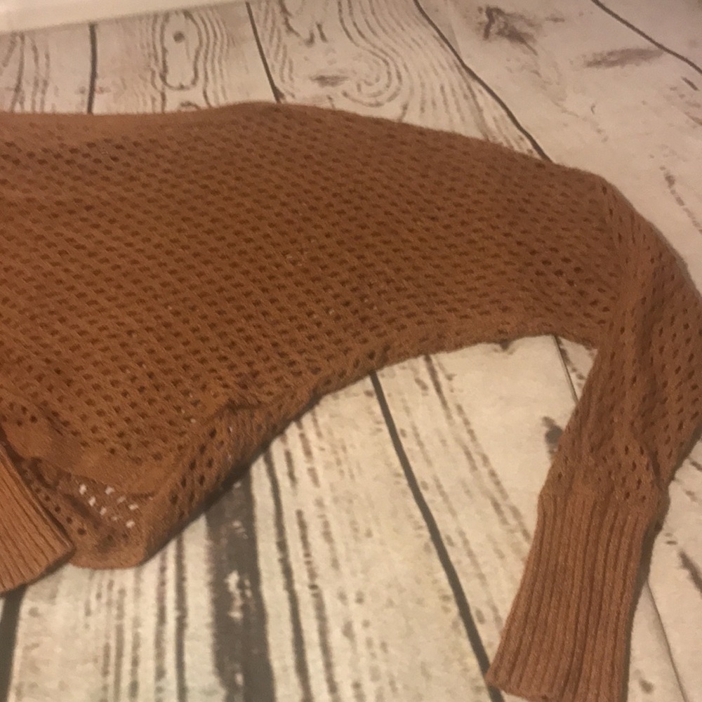 Sweater - Picture 4 of 6